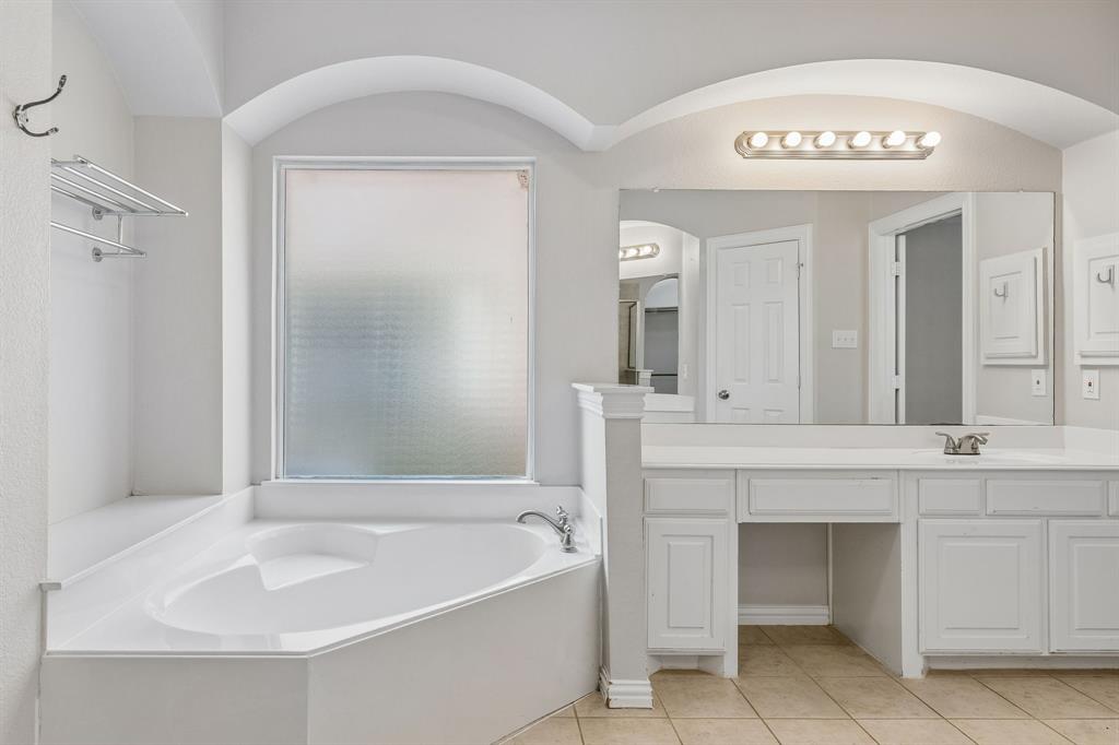 2245 Jaguar Drive Property Photo 17
