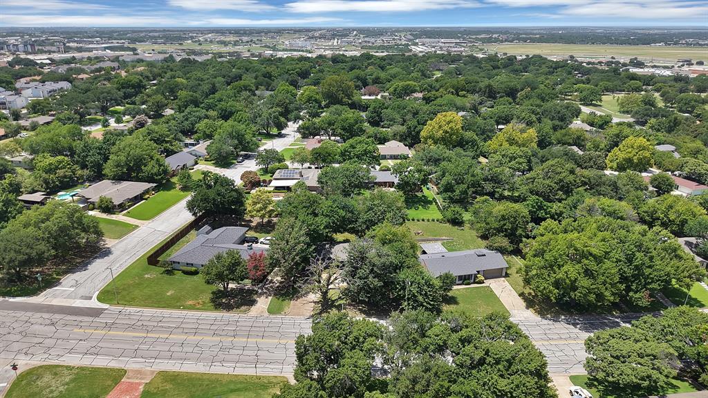 1816 Ridgmar Boulevard Property Photo 5