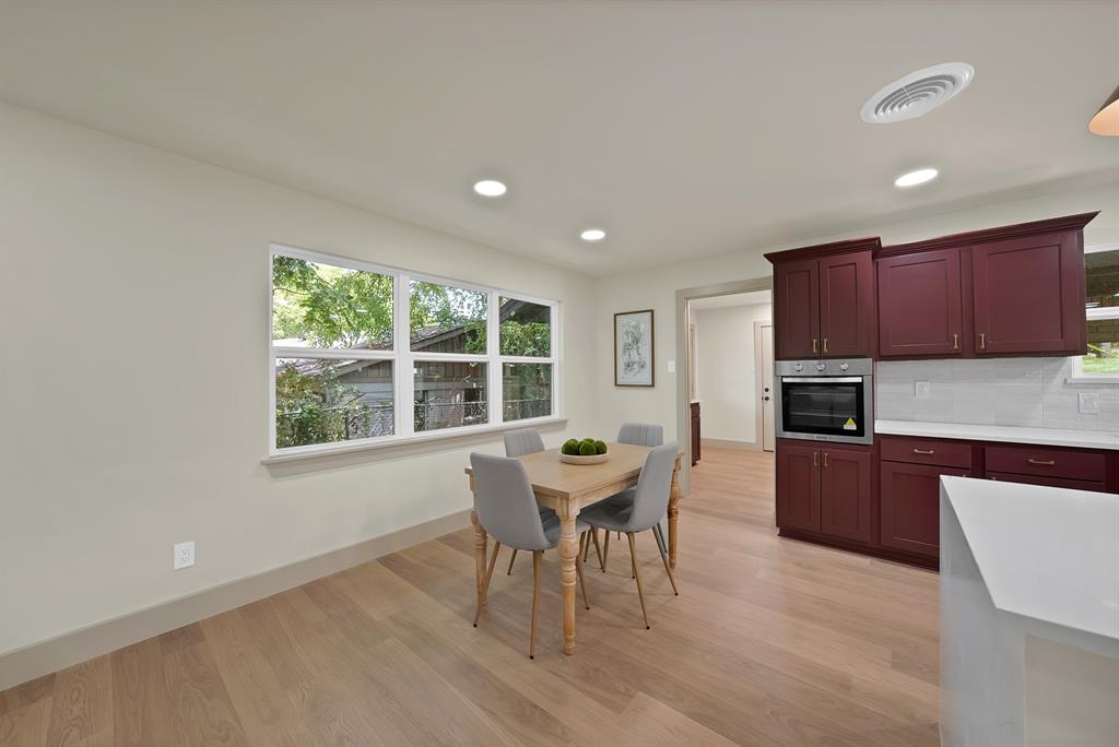 1816 Ridgmar Boulevard Property Photo 17