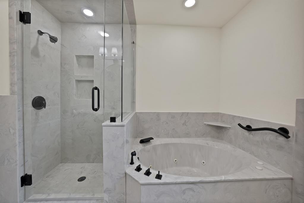 1816 Ridgmar Boulevard Property Photo 26