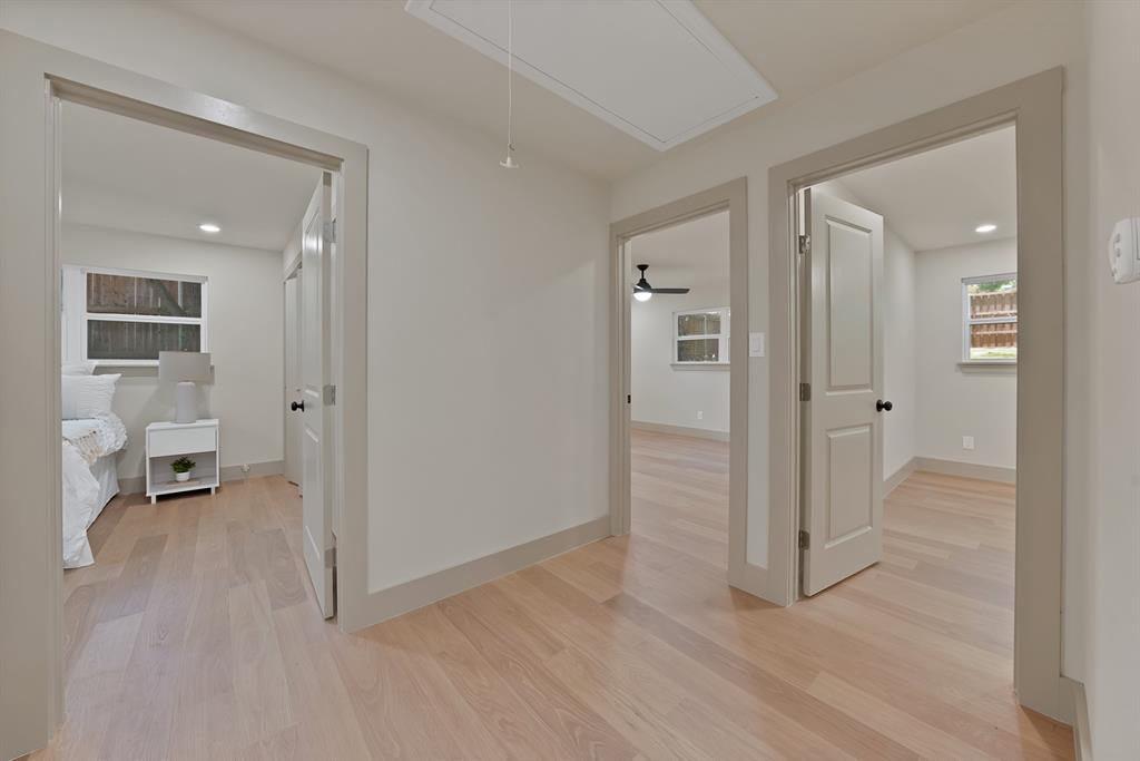 1816 Ridgmar Boulevard Property Photo 27