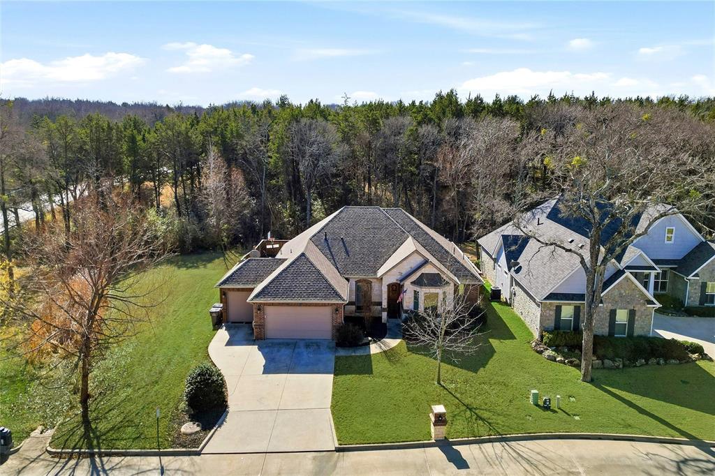 21 Lone Oak Boulevard Property Photo 2