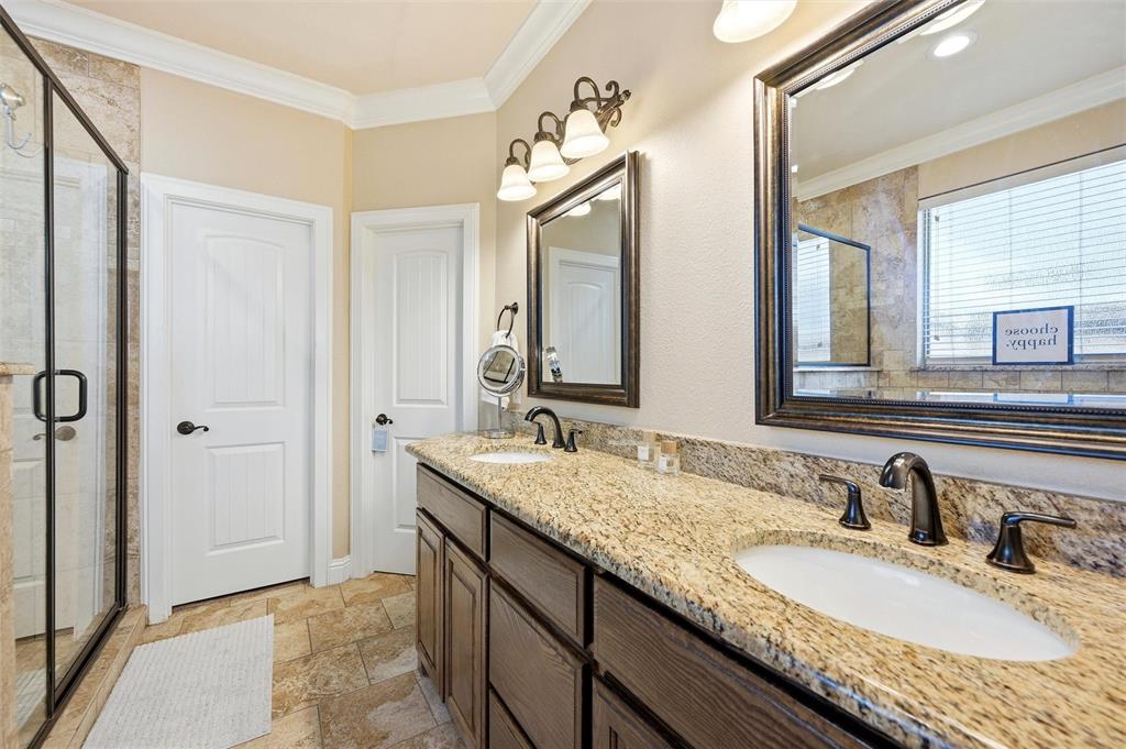 21 Lone Oak Boulevard Property Photo 24