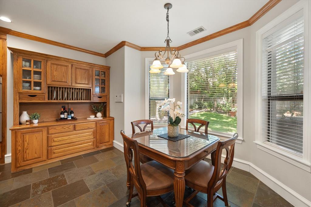2111 Castle View Road Property Photo 15