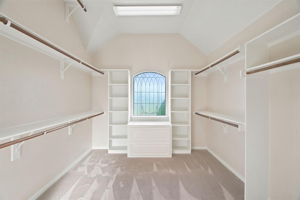 8470 Steeplechase Circle Property Photo 14