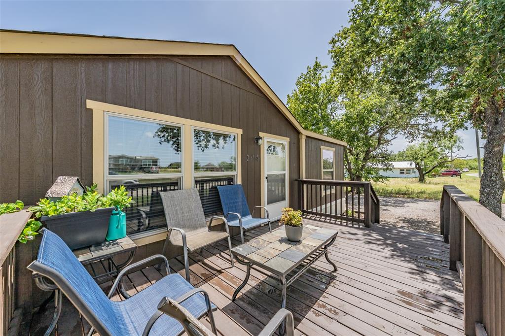 204 Overland Trail Property Photo 7