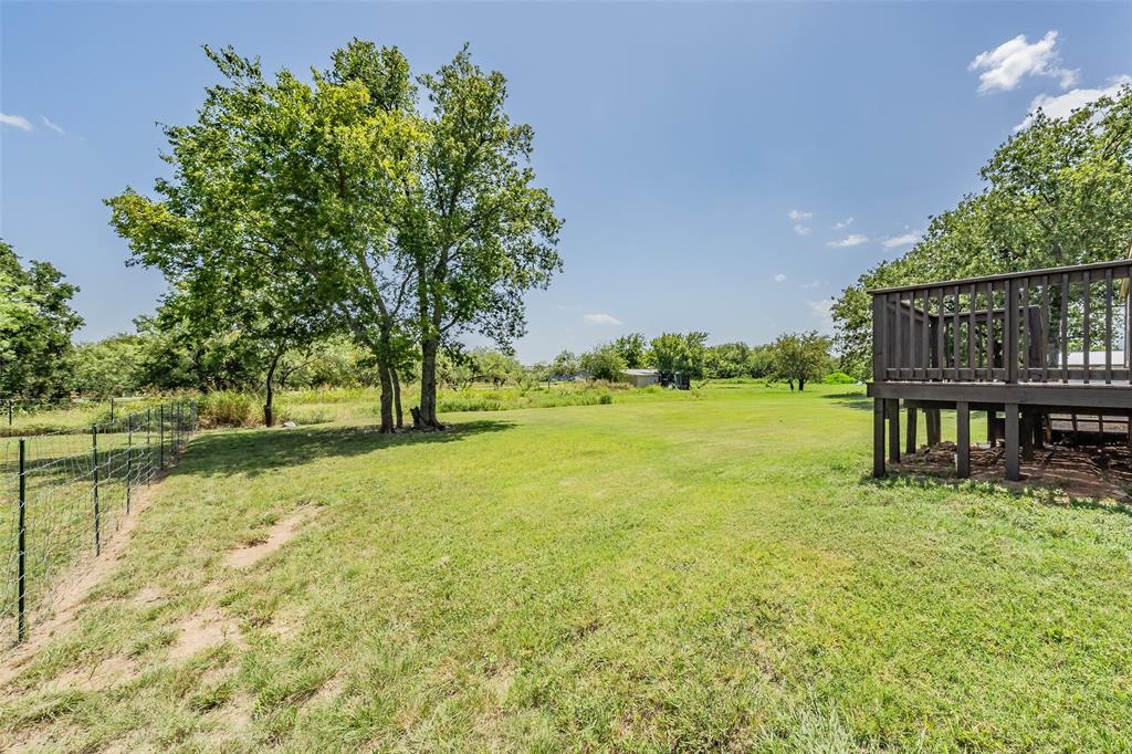 204 Overland Trail Property Photo 9