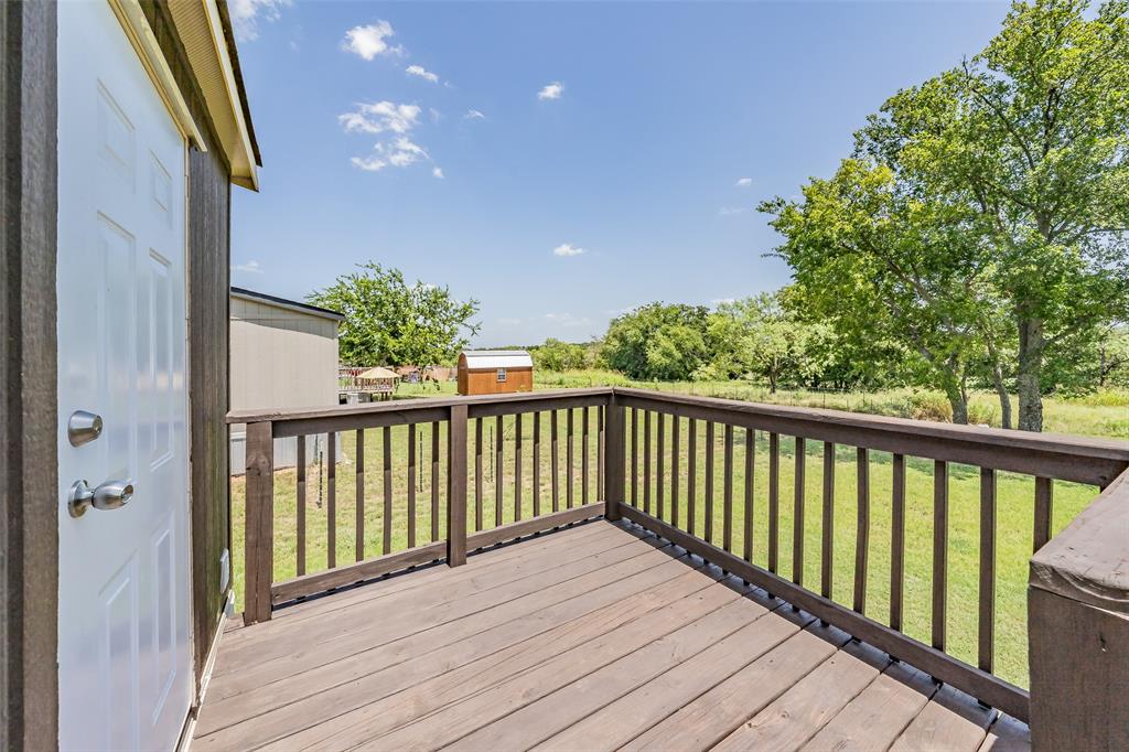 204 Overland Trail Property Photo 12