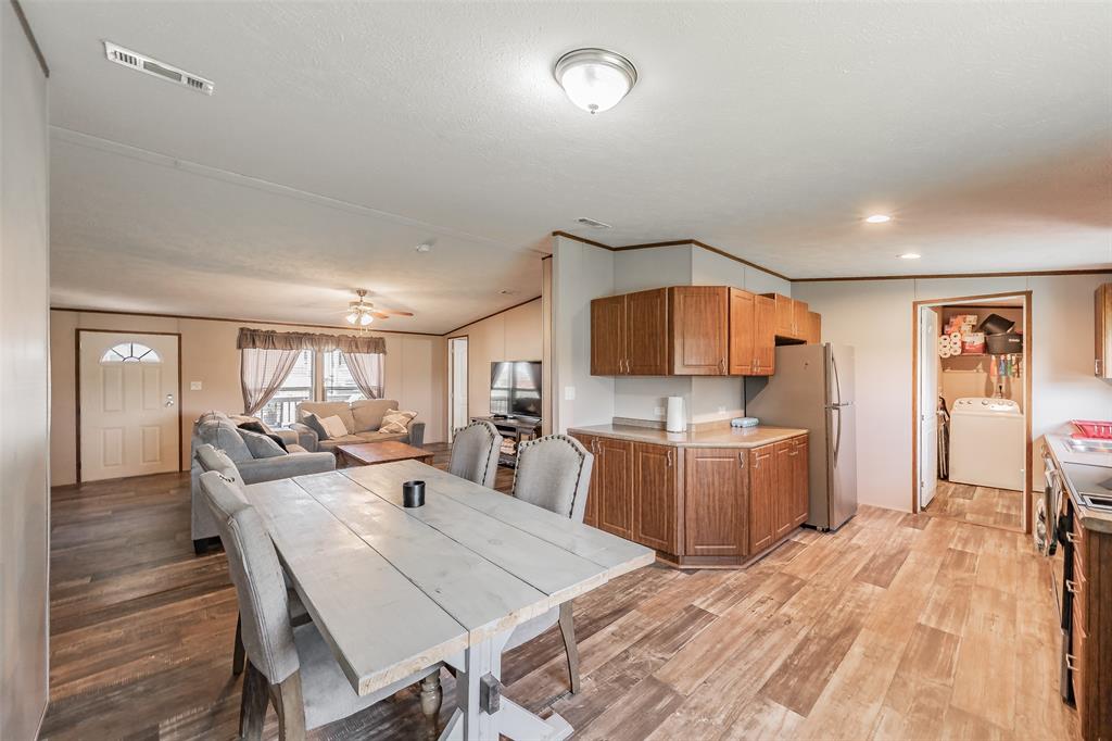 204 Overland Trail Property Photo 19
