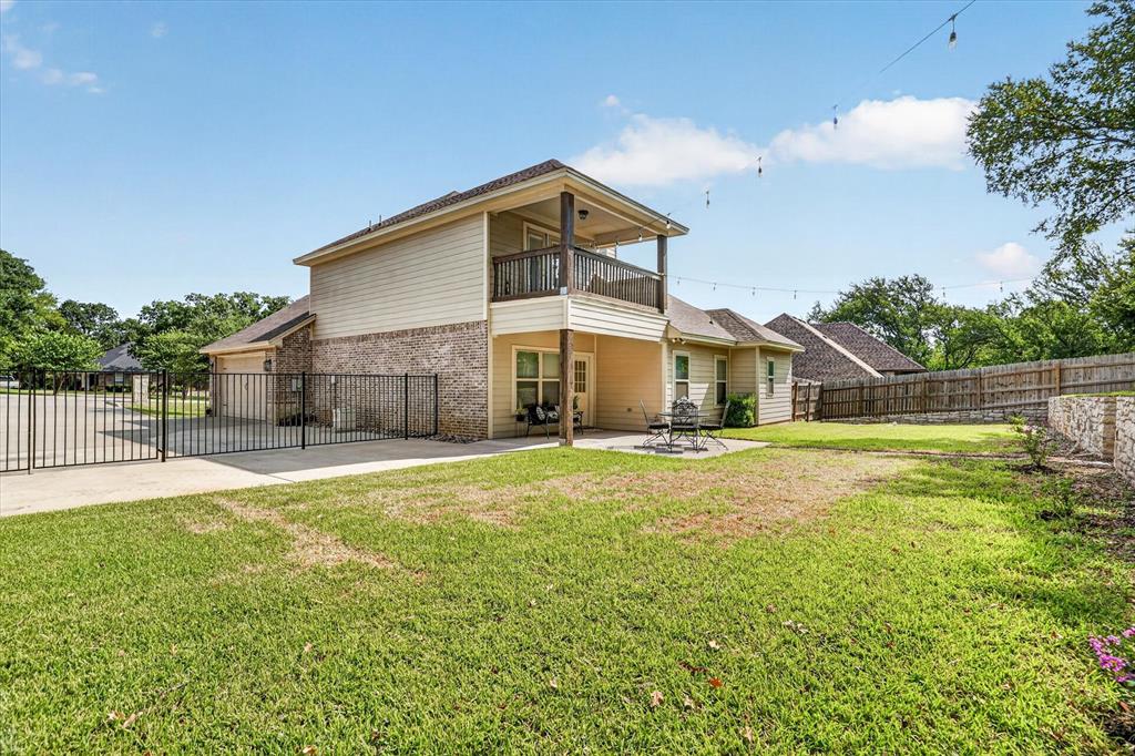 6403 Westover Drive Property Photo 4