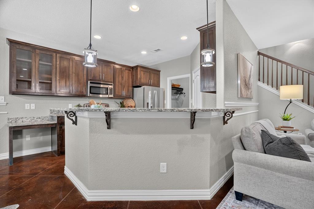 6403 Westover Drive Property Photo 13