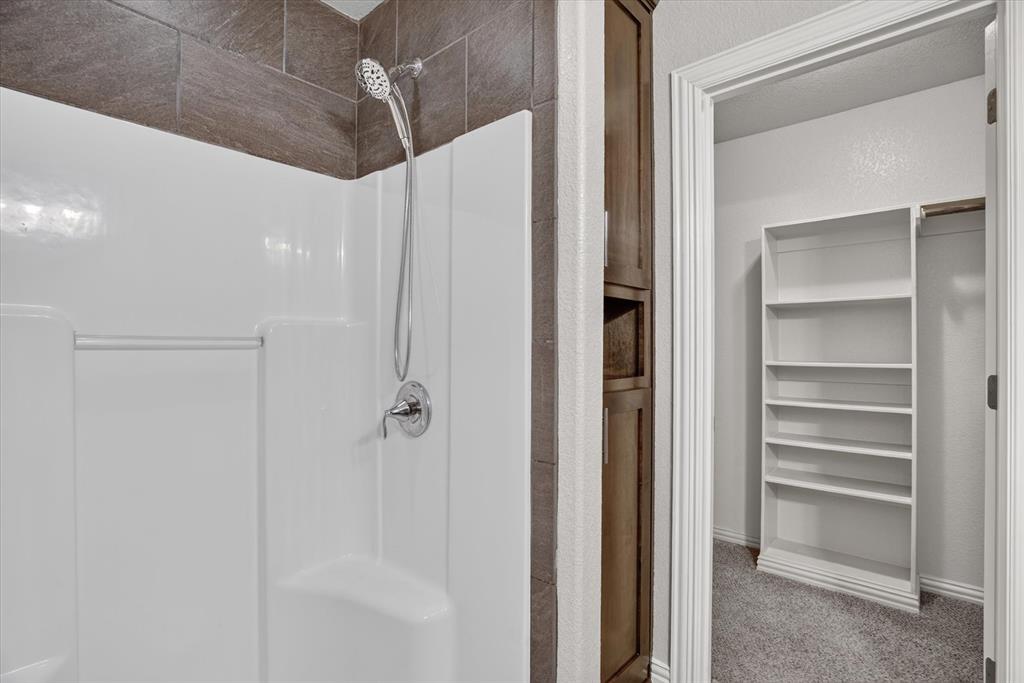 6403 Westover Drive Property Photo 32
