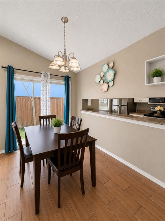 10319 Waterbury Drive Property Photo 5