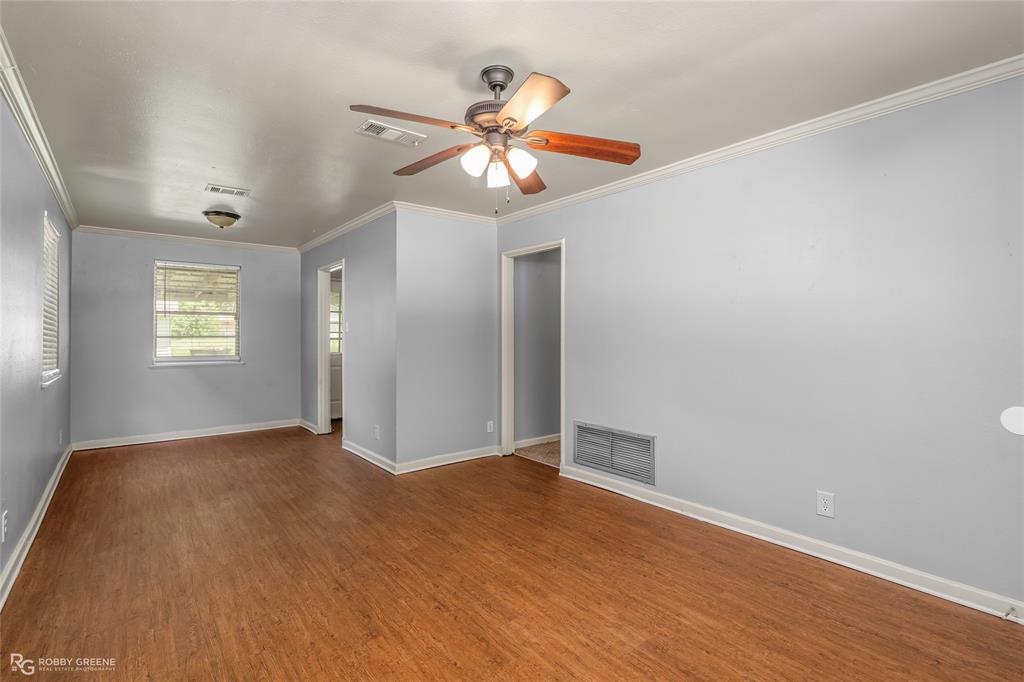 724 E Washington Street Property Photo 20