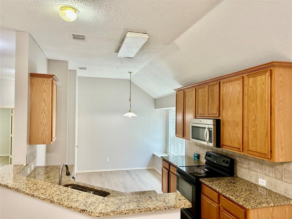 7180 Chinquapin Drive Property Photo 5