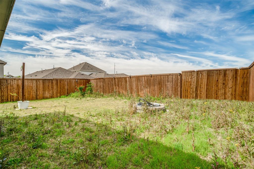 229 Town Park Avenue Property Photo 25