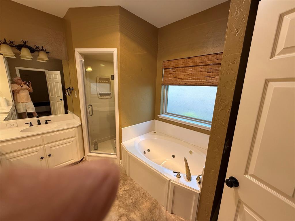 1116 Oak Garden Circle Property Photo 37