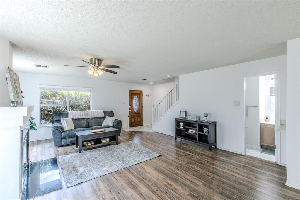 3148 Pine Valley Drive Property Photo 2