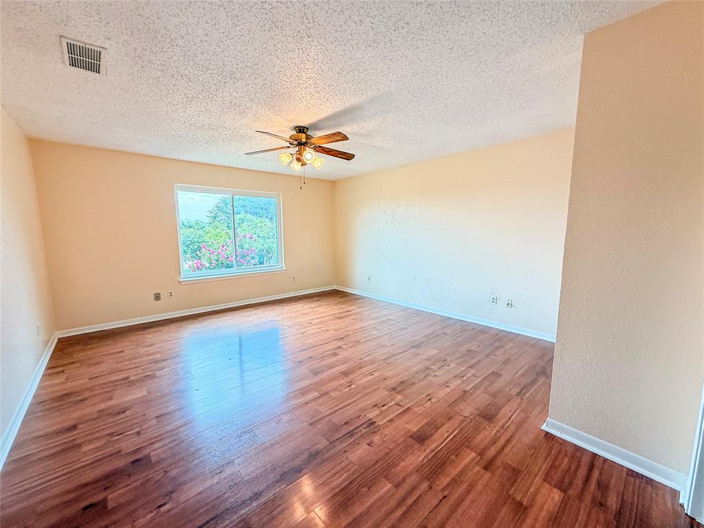 506 Hayloft Circle Property Photo 15