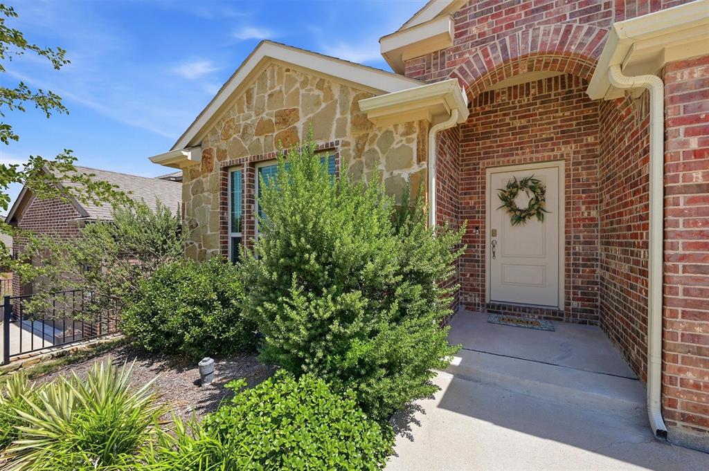 1217 Gibson Drive Property Photo 4