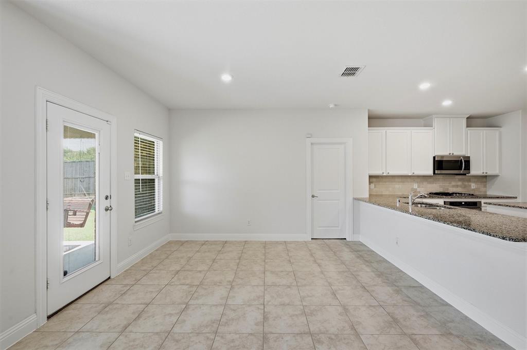 1217 Gibson Drive Property Photo 14