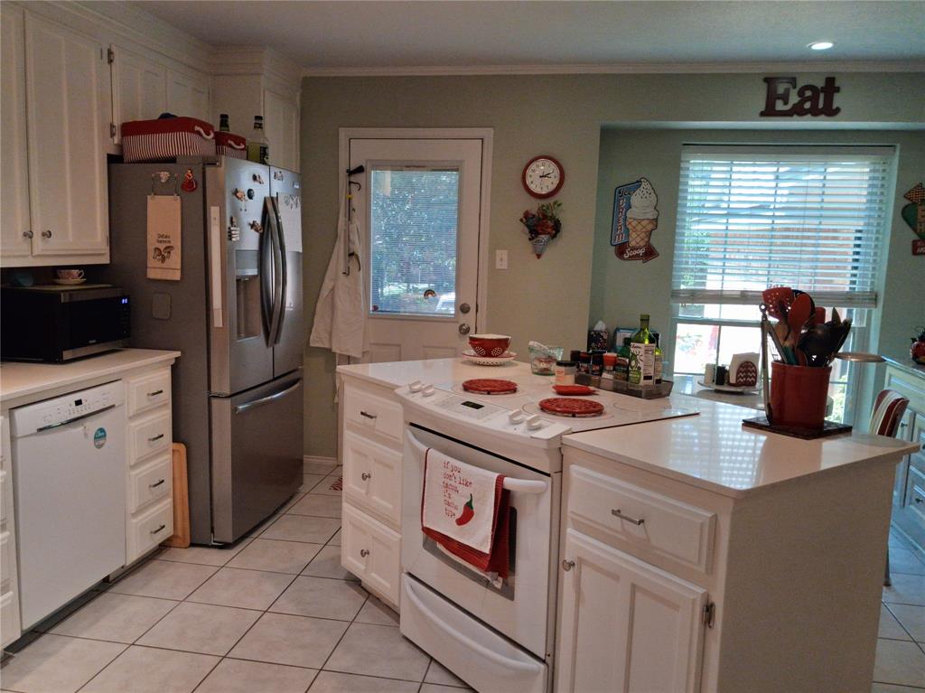 3600 Fox Ridge Road Property Photo 12