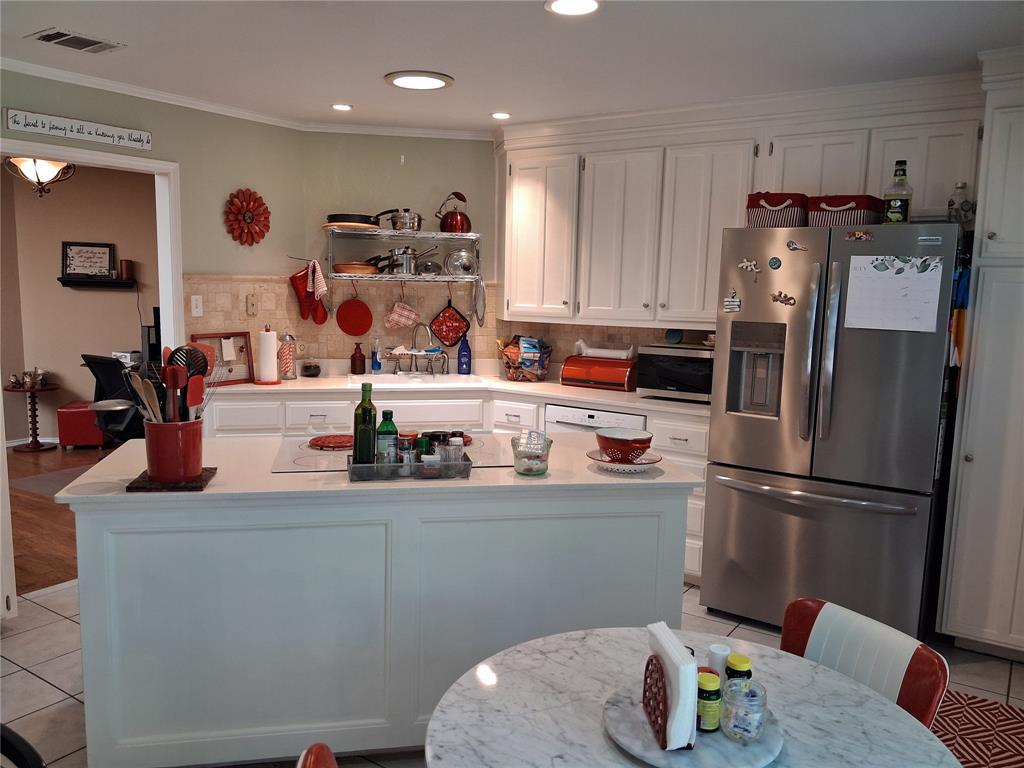 3600 Fox Ridge Road Property Photo 14