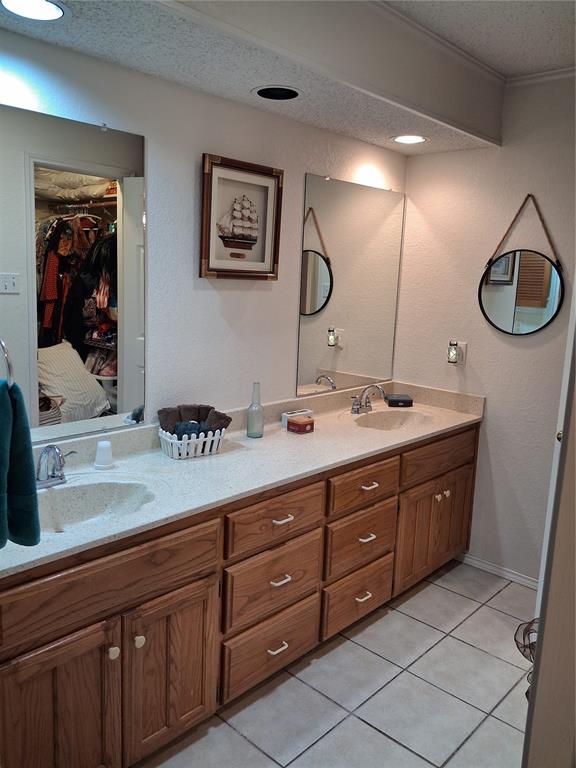 3600 Fox Ridge Road Property Photo 24
