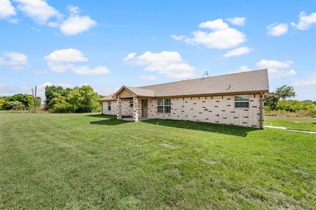 9888 Nw County Road 2221 Property Photo 7