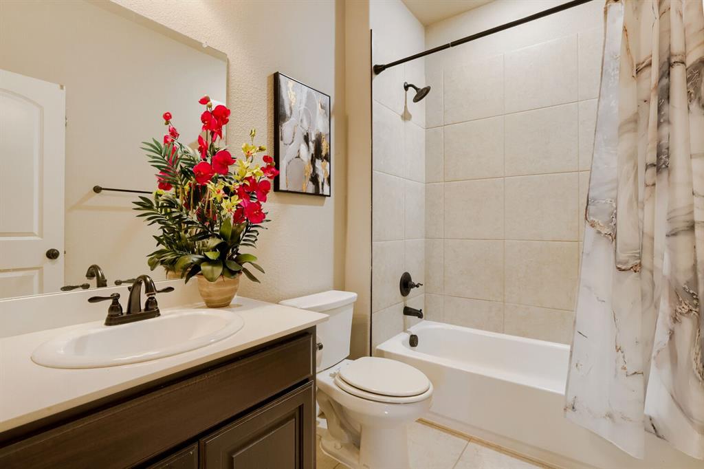 211 Gardenia Drive Property Photo 17
