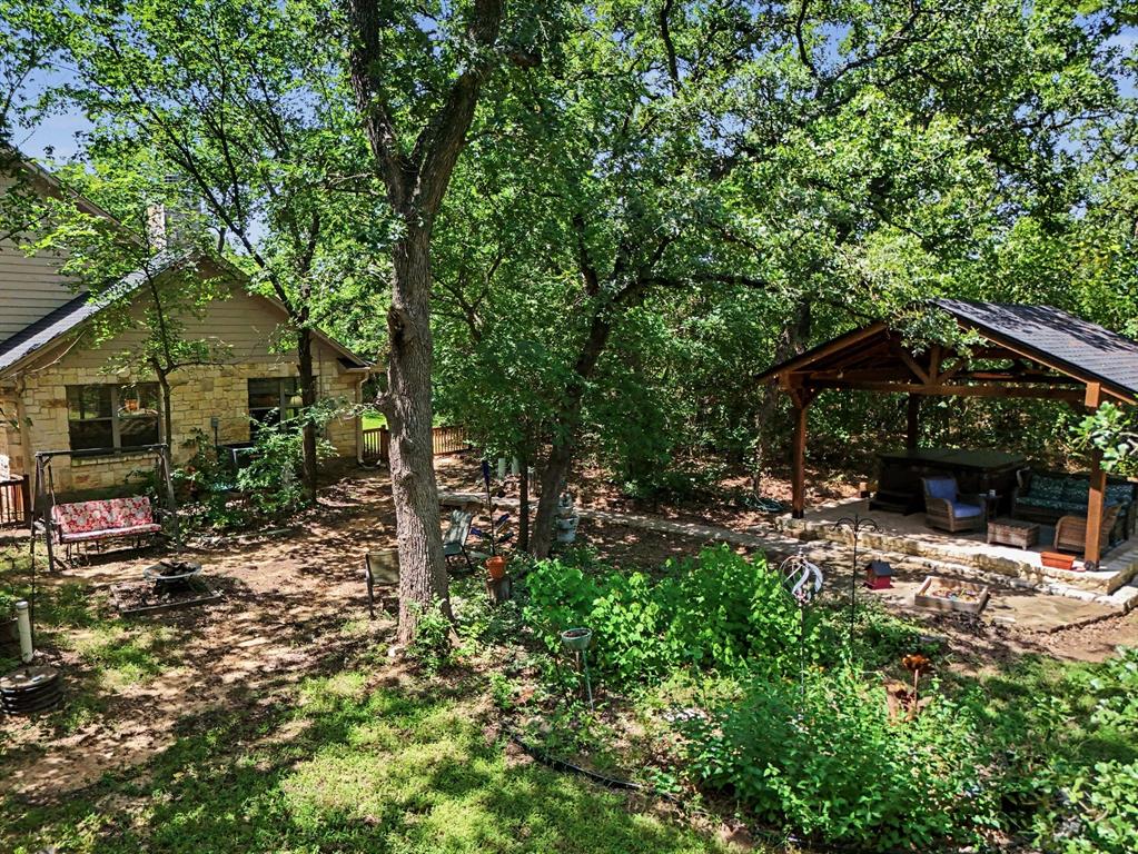 126 Willow Creek Circle Property Photo 18