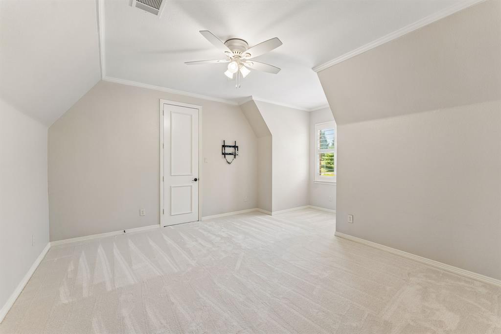 2409 Spyglass Court Property Photo 32