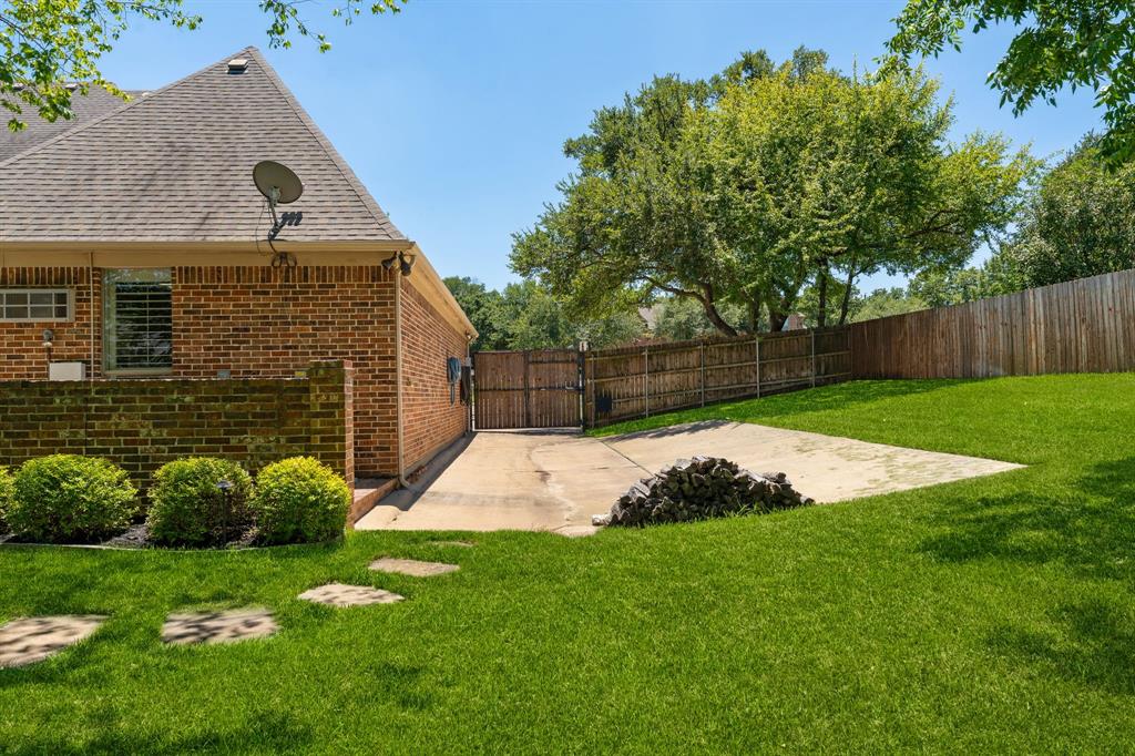 2409 Spyglass Court Property Photo 38