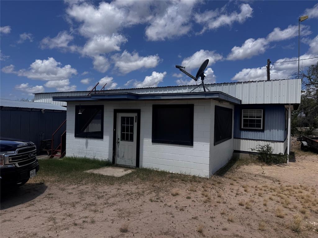 103 Windmill Road Property Photo 1