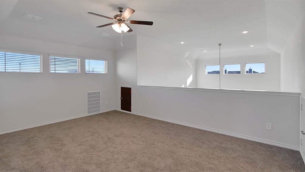 9521 Sage Wood Lane Property Photo 14