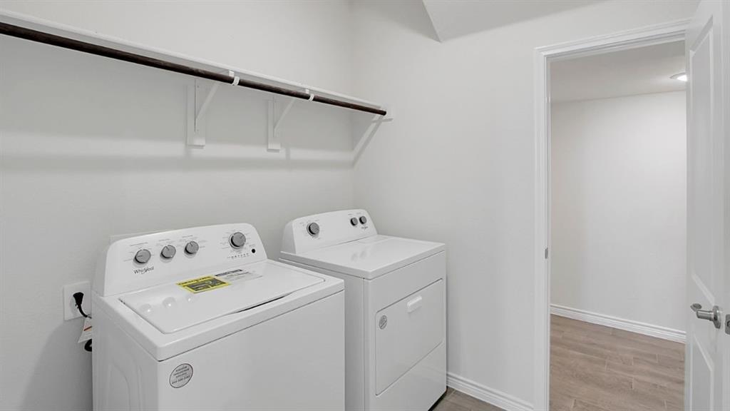 9521 Sage Wood Lane Property Photo 18