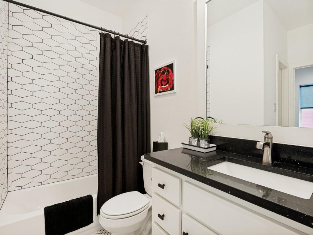 972 Meadow Bend Loop Property Photo 24