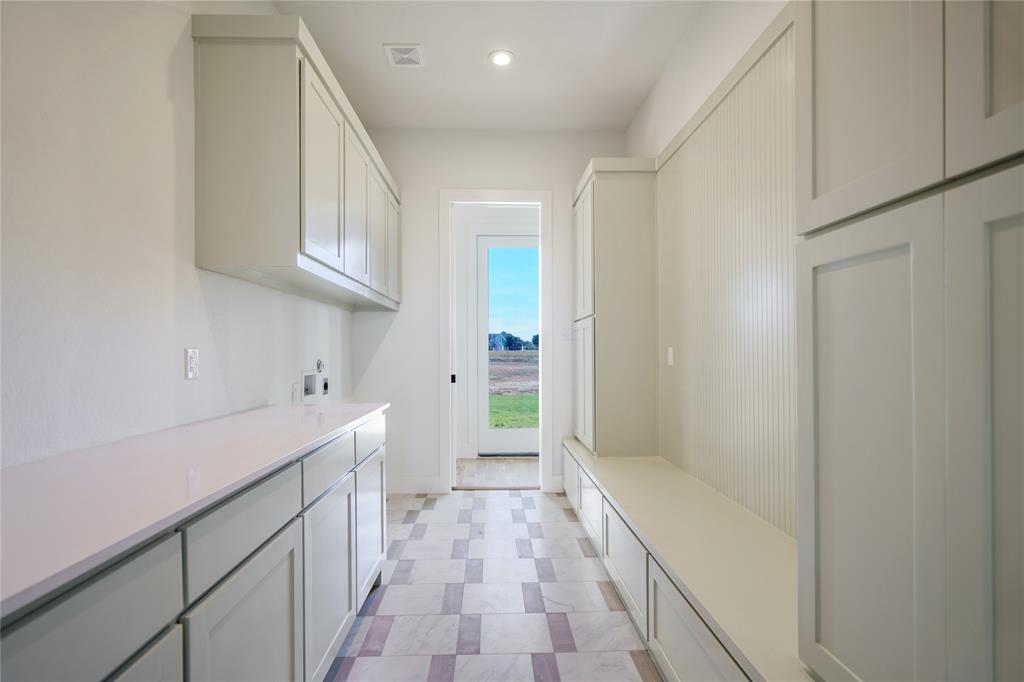 6440 Mcchesney Drive Property Photo 15