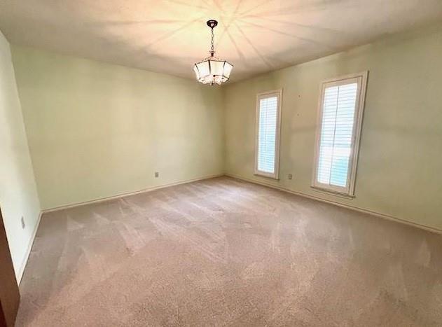 2621 Picadilly Lane Property Photo 3