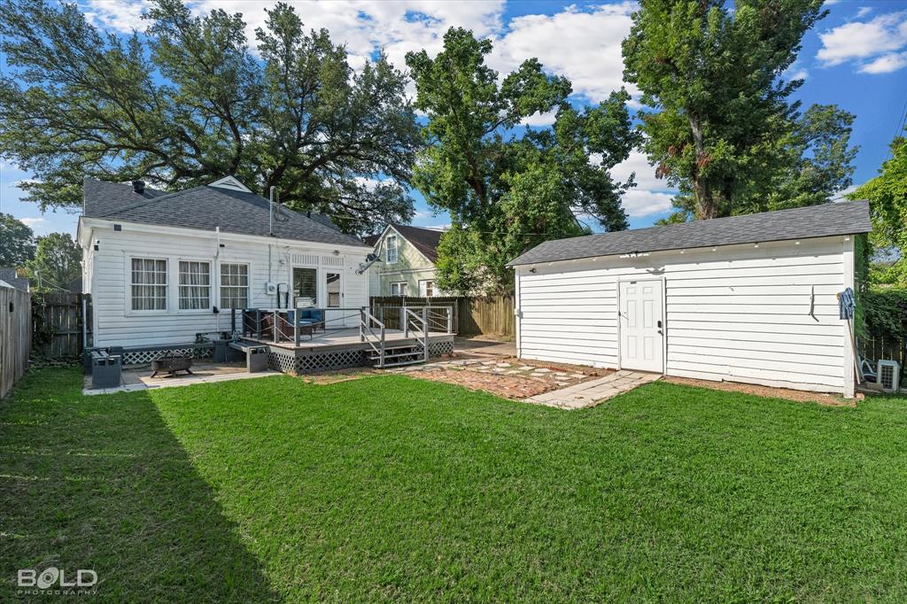 3444 Beverly Place Property Photo 31