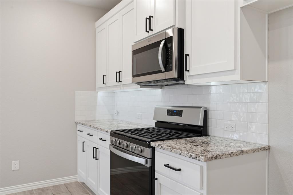 1133 Rushmore Drive Property Photo 11