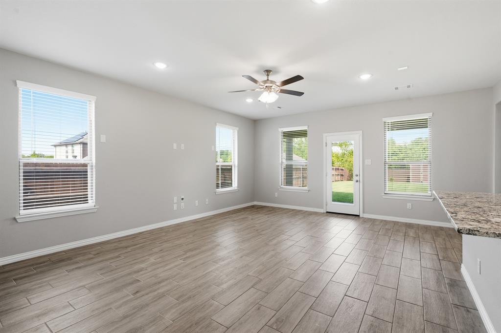 1133 Rushmore Drive Property Photo 18