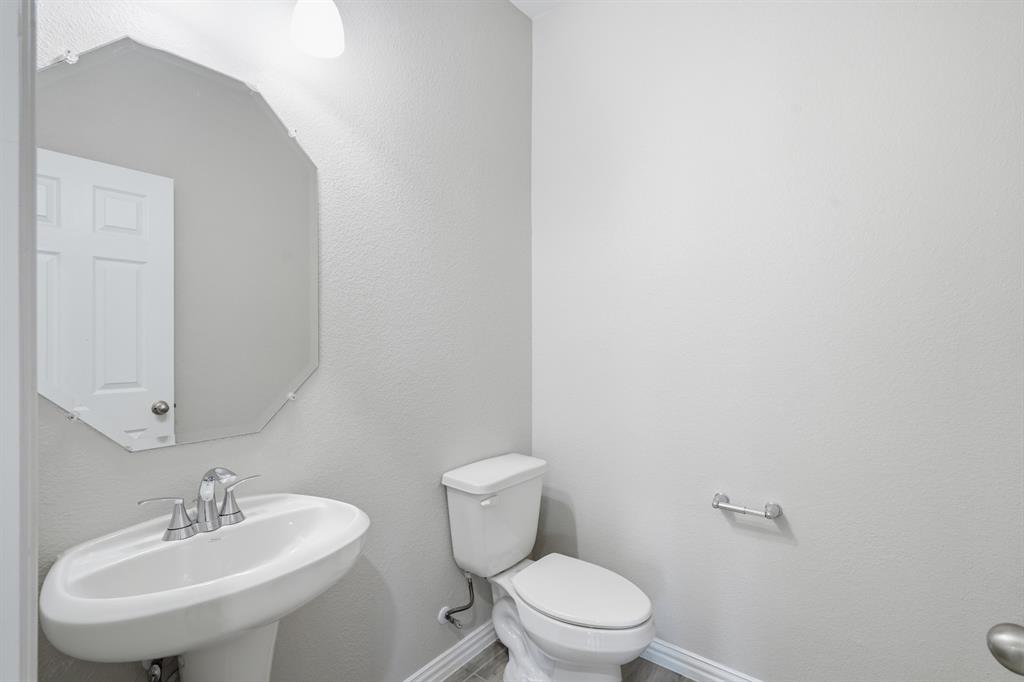 1133 Rushmore Drive Property Photo 19