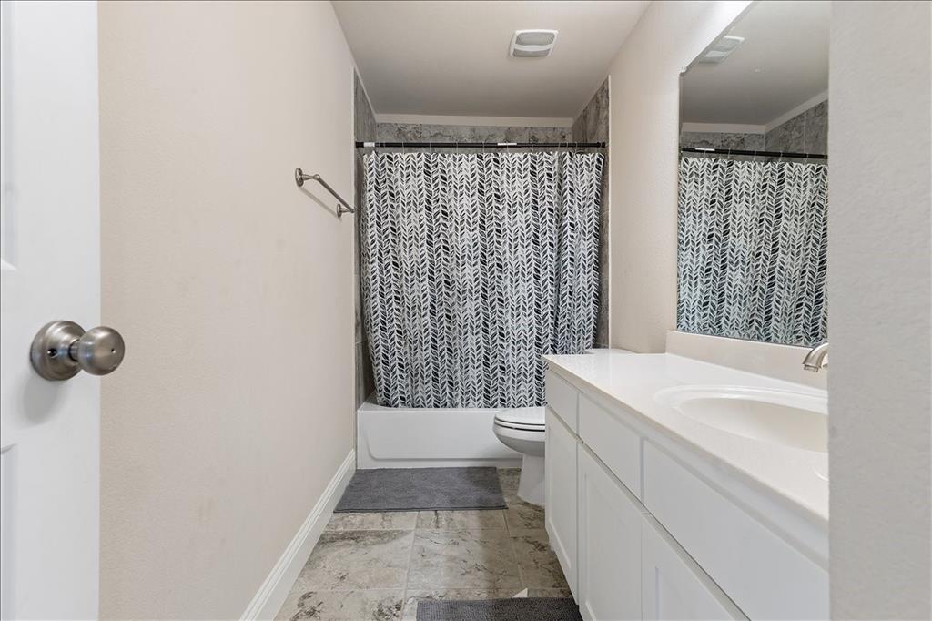 701 Auburn Court Property Photo 32