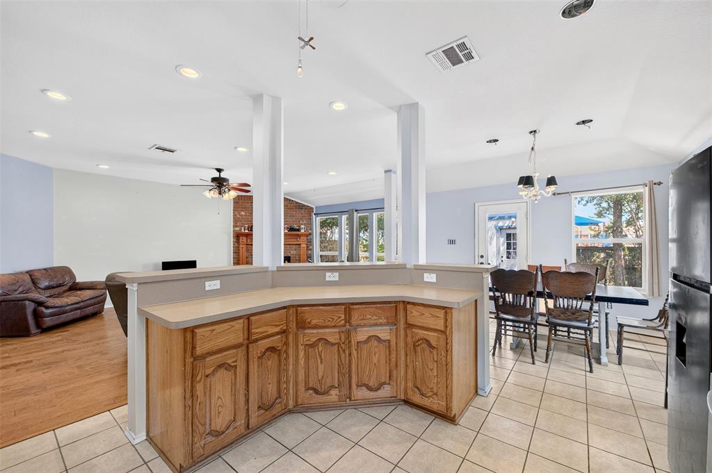 2804 Spencer Circle Property Photo 6