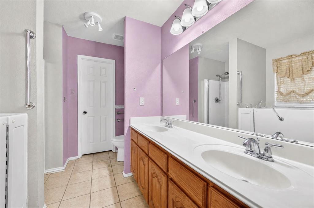 2804 Spencer Circle Property Photo 12