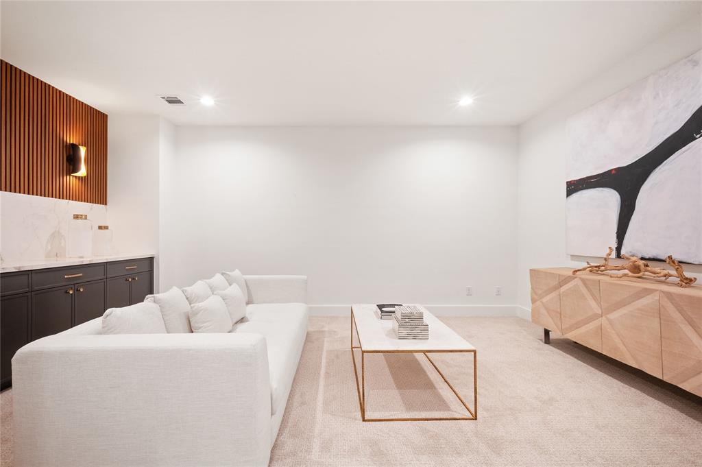 8930 Liptonshire Drive Property Photo 30
