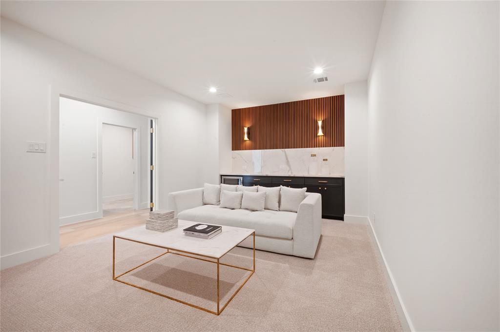8930 Liptonshire Drive Property Photo 31