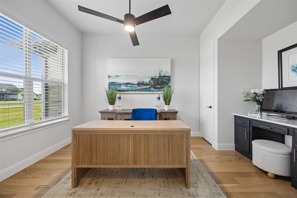 330 Waterview Drive Property Photo 4