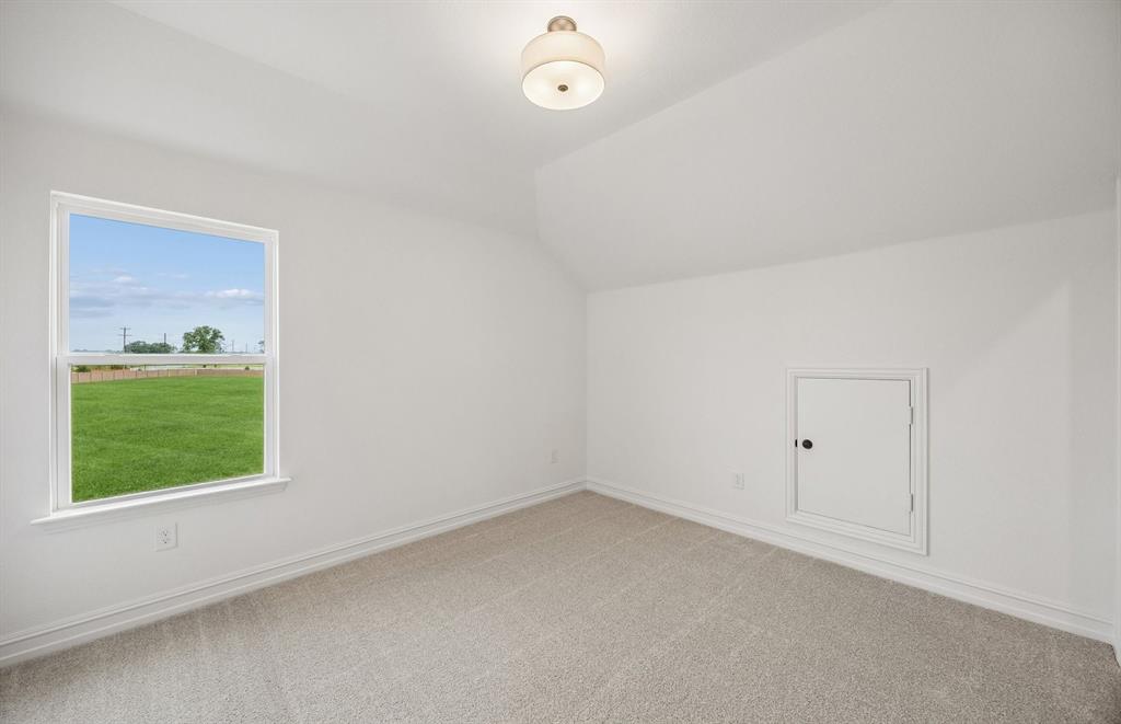 1036 Clayton Street Property Photo 11